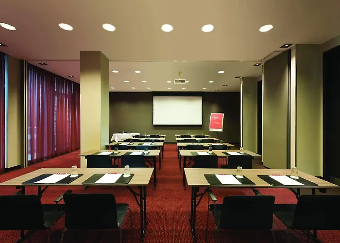 Adina Frankfurt Neue Oper Frankfurt am Main