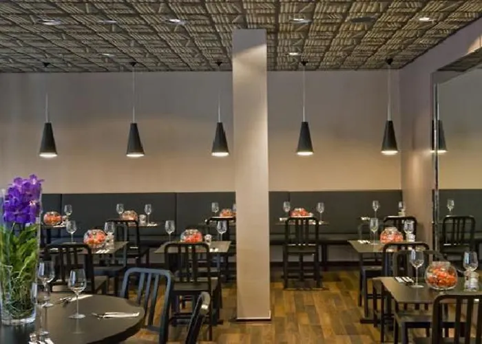 Aparthotel Adina Frankfurt Neue Oper 4*