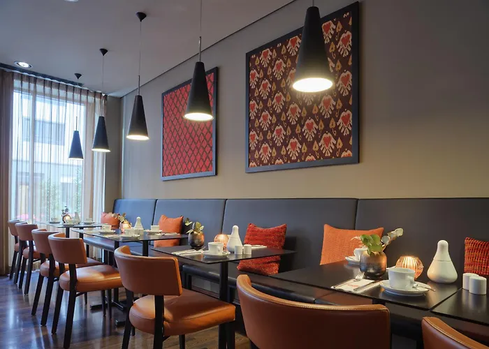 Aparthotel Adina Frankfurt Neue Oper 4*