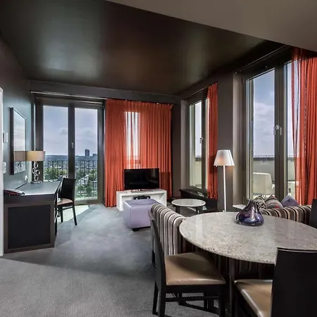 Adina Frankfurt Neue Oper 4*