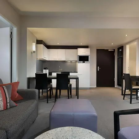 Adina Frankfurt Neue Oper Aparthotel