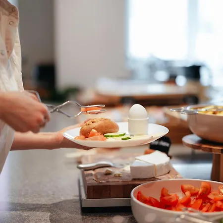 Adina Frankfurt Neue Oper 4*