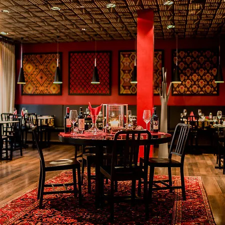 Adina Frankfurt Neue Oper Aparthotel 4*