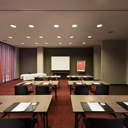 Aparthotel Adina Frankfurt Neue Oper