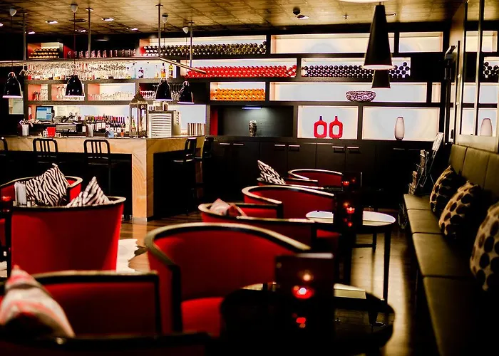 Lägenhetshotell Adina Frankfurt Neue Oper 4*