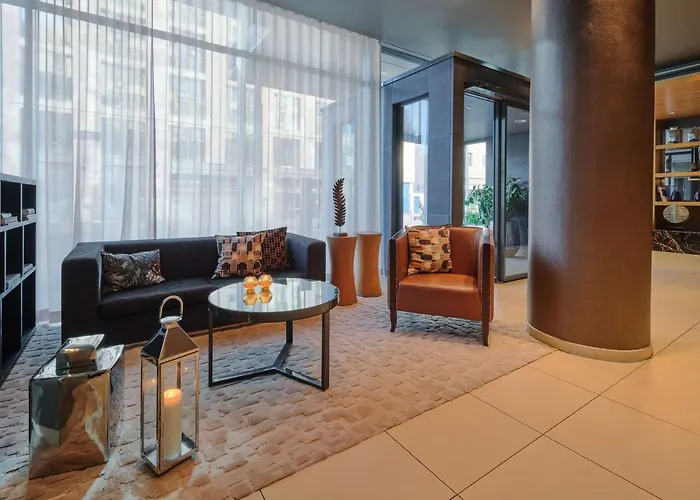 アディナ ノイエ オーパー