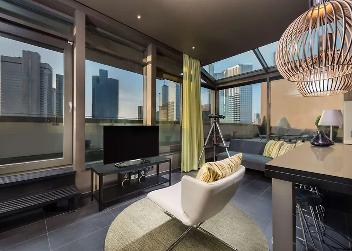 アディナ ノイエ オーパー