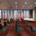 法兰克福纽尔欧泊阿迪娜公寓 公寓式酒店 美因河畔法兰克福