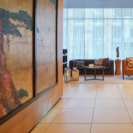 アディナ ノイエ オーパー