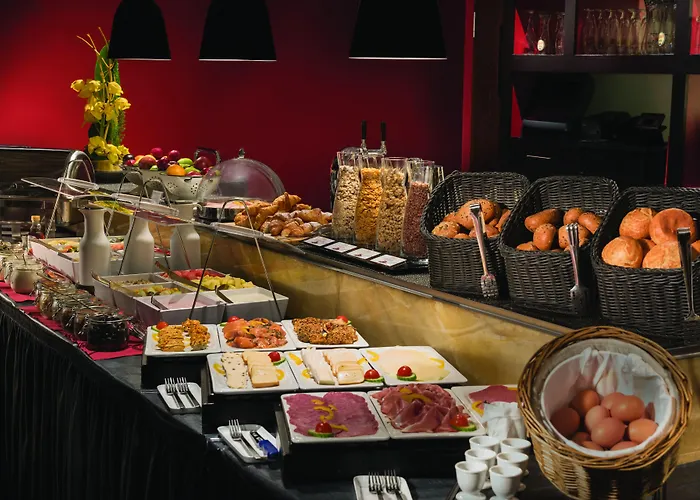 Aparthotel Adina Frankfurt Neue Oper 4*